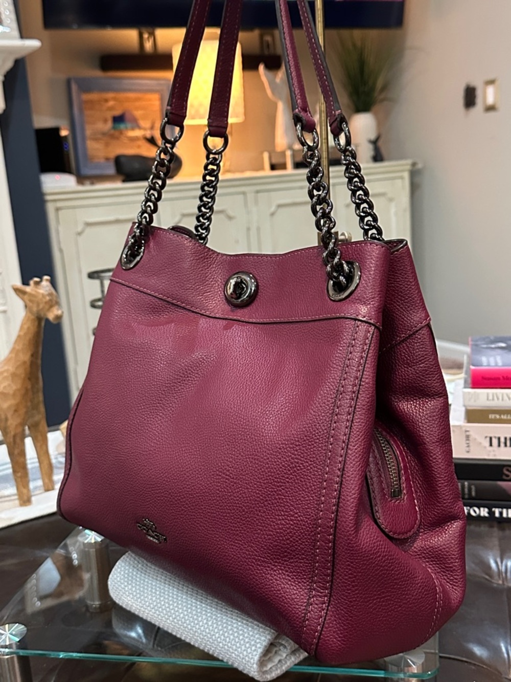 COACH Turnlock Edie in Dark Burgundy w/Gunmetal Black Hardware, in Beautiful EUC
